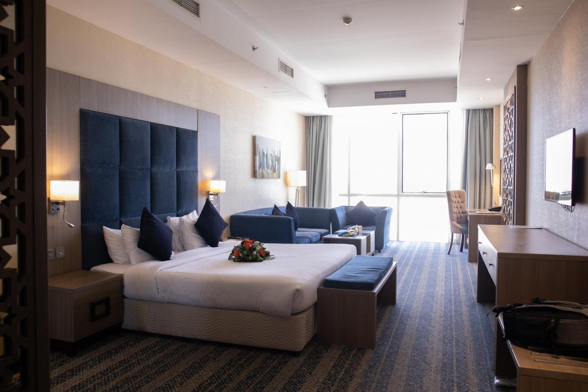 The Castle Premium Hotel Doha Exterior photo