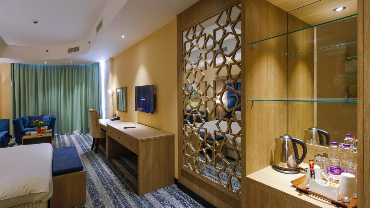 The Castle Premium Hotel Doha Exterior photo