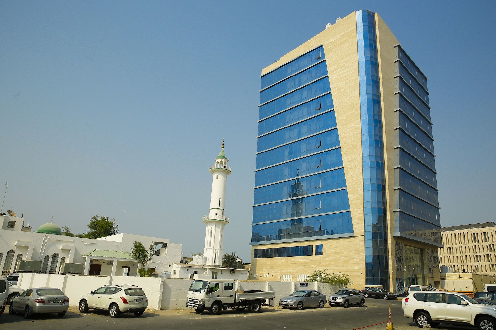 The Castle Premium Hotel Doha Exterior photo