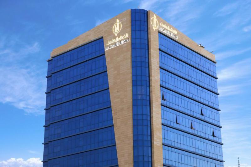 The Castle Premium Hotel Doha Exterior photo